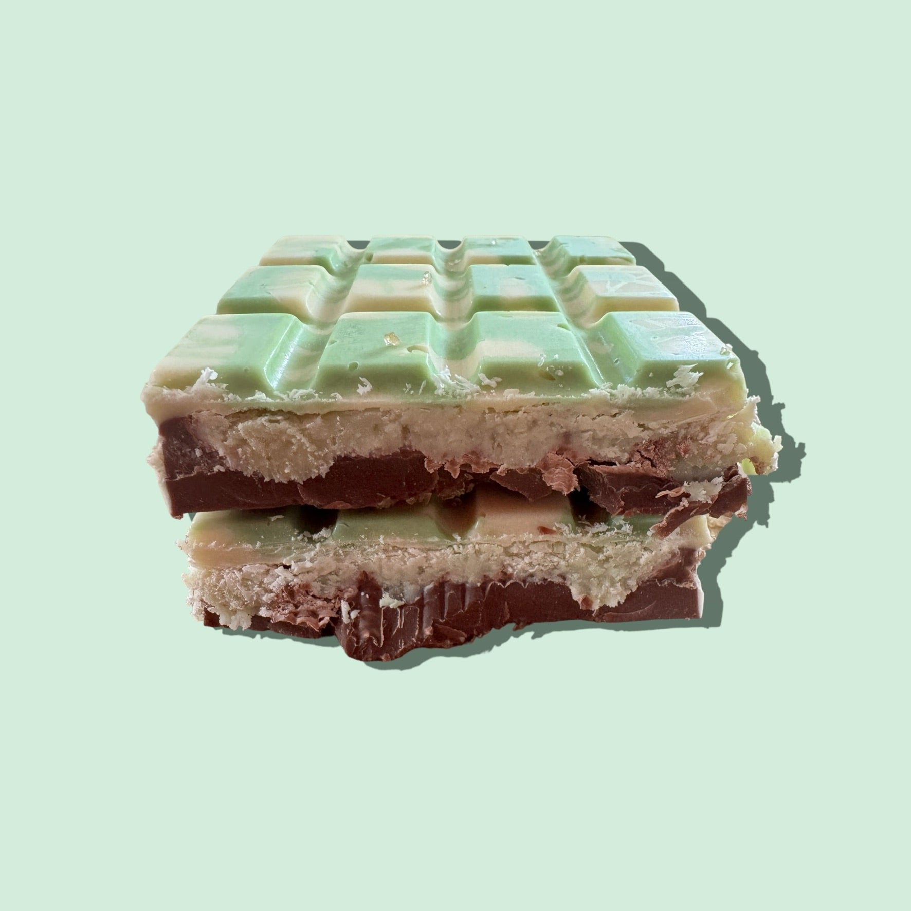 Triple Crunchy Minty White & Milk Chocolate Mix 240g